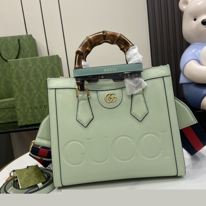G*u*i shopping bags